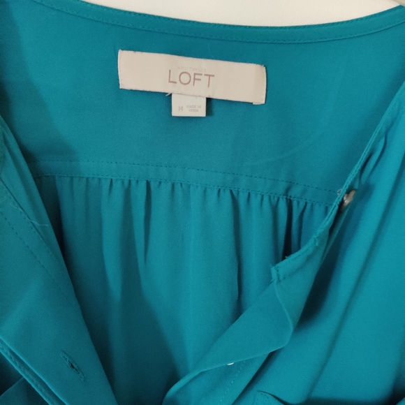 Button down, collarless top - Picture 2 of 2